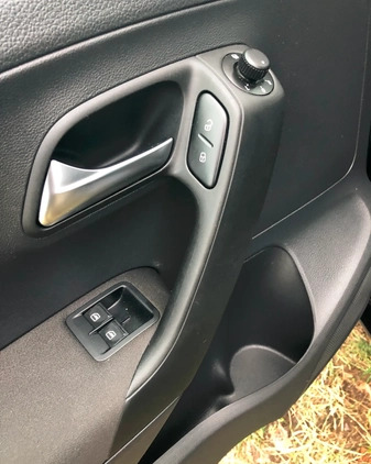 Volkswagen Polo cena 18500 przebieg: 93560, rok produkcji 2012 z Wieruszów małe 529